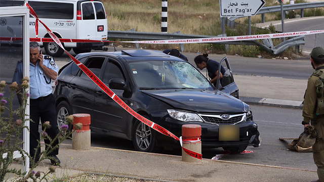 The car driven by the suspected attacker (Photo: Gil Yohanan)