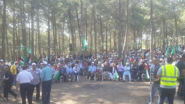 אלפים בעצרת שאורגנה על ידי התנועה האיסלאמית (צילום: מוחמד שינאווי) (צילום: מוחמד שינאווי)