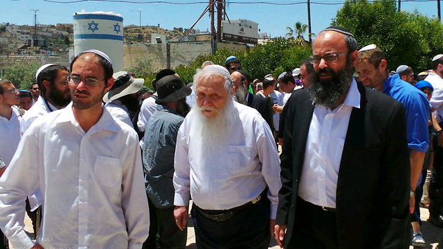 הרב דרוקמן בהלוויה (צילום: איתי בלומנטל) (צילום: איתי בלומנטל)