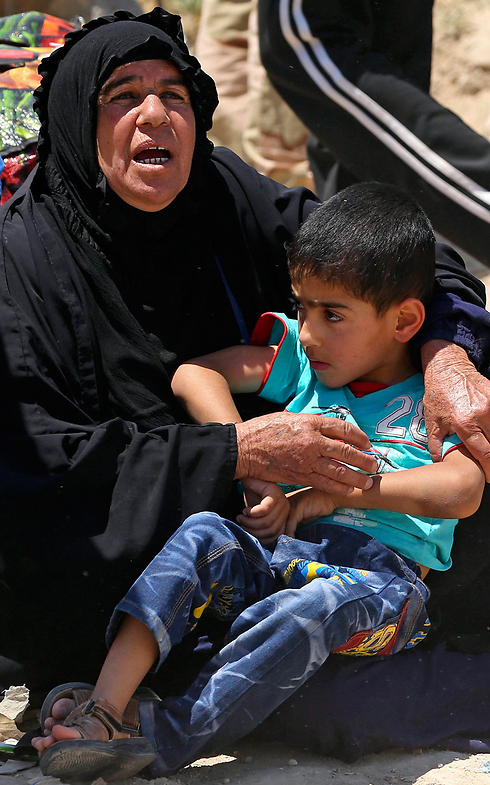 Authorities are concerned that civilians in Ramadi may face a massacre at the hands of IS. (Photo: AP) (Photo: AP)