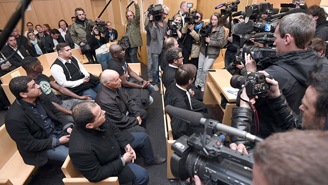 בית המשפט בצרפת, אתמול (צילום: AFP) (צילום: AFP)