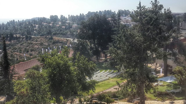 "תצפית מרהיבה ביופיה", הנוף במעלה החמישה והרי ירושלים (יחסי ציבור) (יחסי ציבור)