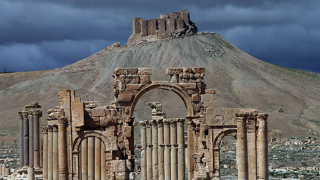 שליטה מלאה של דאעש על העיר העתיקה. תדמור (צילום: AFP) (צילום: AFP)