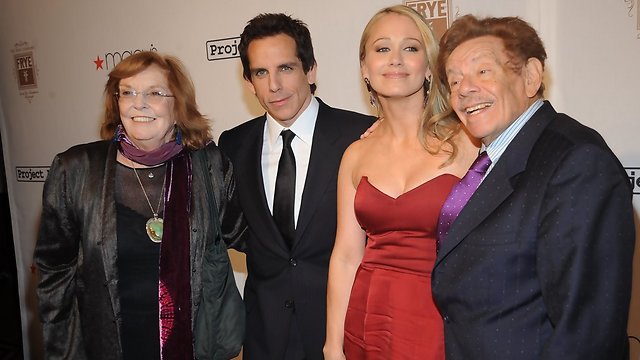 Anne Meara with son Ben Stiller and husband Jerry Stiller (Photo: GettyImages)