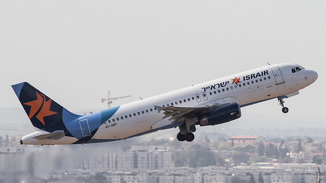 Israir Airbus A320 (Photo: Zohar Azar)