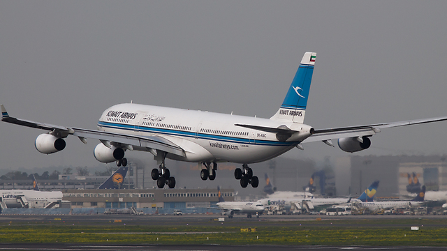 Kuwait Airlines A340, the model purchased by Iran (Photo: Zohar Ezer)