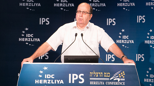 Defense Minister Moshe Ya'alon (Photo: Erez Harudi)