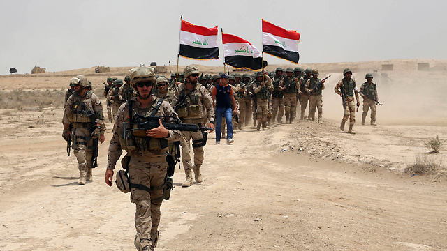Soldiers in the Iraqi Army in a joint exercise with Spanish near Baghdad. (Photo: AP) (Photo: AP)