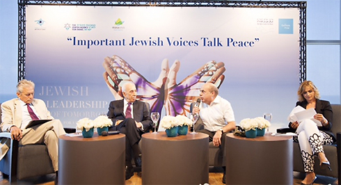 Douglas, Peres and Sharansky (Photo: Peres Center for Peace spokesperson)