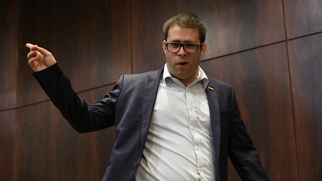 MK Hazan said he expected 'a little more humility' from the president (Photo: Gil Yohanan)