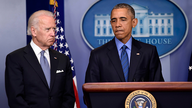 אובמה וסגנו ביידן. הקונגרס יכול לבטל את ההסכם (צילום: AP) (צילום: AP)
