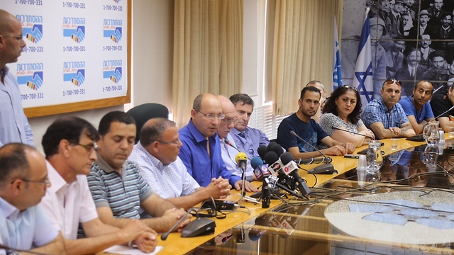 מסיבת העיתונאים בבית ההסתדרות בתל אביב (צילום: מוטי קמחי) (צילום: מוטי קמחי)