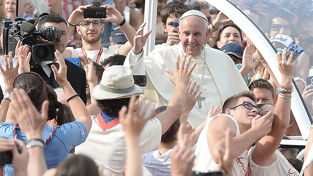 האפיפיור פרנסיסקוס, היום בטורינו (צילום: AP) (צילום: AP)