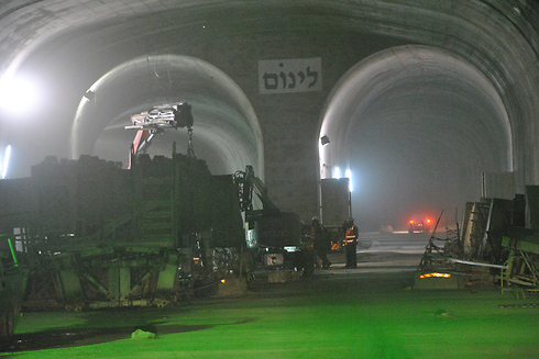 The high-speed railway will include 22 kilometers of tracks inside tunnels. (Photo: Ofer Meir)