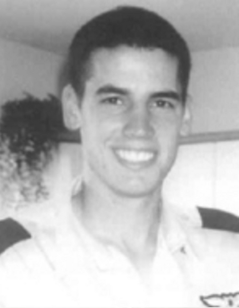 יצחק מנחם רוזנפלד, האח שנהרג ב-2002 (צילום: באדיבות אתר יזכר) (צילום: באדיבות אתר יזכר)