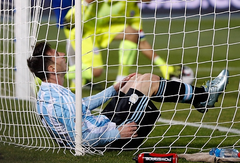 מסי במדי נבחרת ארגנטינה: "לא שר את ההמנון בכוונה" (צילום: AP ) (צילום: AP )