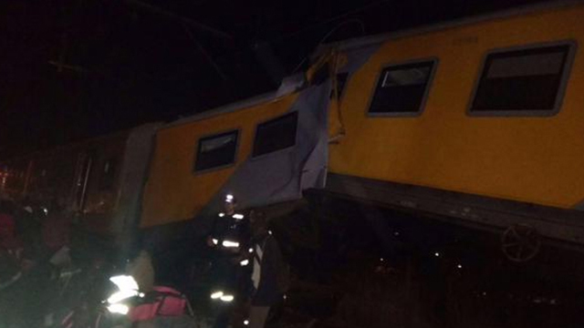אסון בדרום אפריקה. זירת תאונת הרכבות ()