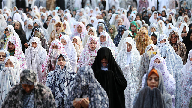גם לך מותר. נשים באיראן (צילום: AP) (צילום: AP)