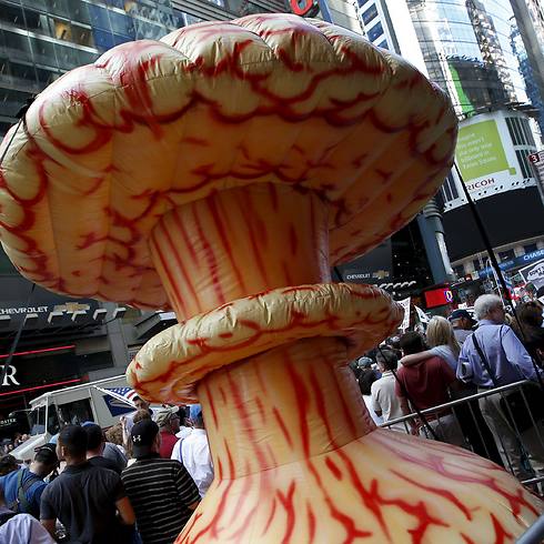 Protest against nuclear deal at Times Square (Photo: Reuters)