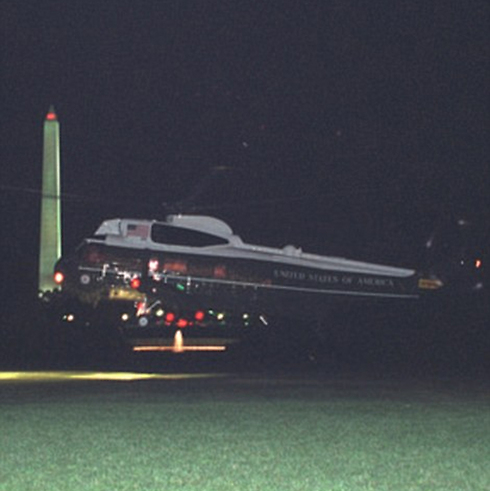 מסוק סגן הנשיא ממריא לקמפ דיוויד ממדשאת הבית הלבן (צילום: ארכיון לאומי ארה''ב) (צילום: ארכיון לאומי ארה''ב)