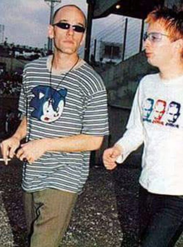Michael Stipe and Thome Yorke in Israel on August 9, 1995