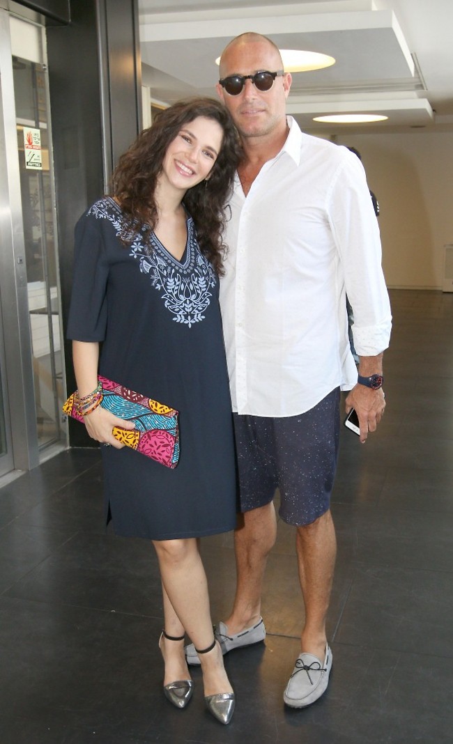 מזל טוב כפול על האירוסים וההריון. שירה וילנסקי והארוס טל ניידרוף (צילום: ענת מוסברג)