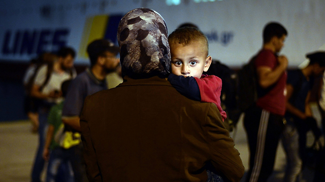 יוון: מהגרים על אדמת אירופה (צילום: AFP) (צילום: AFP)