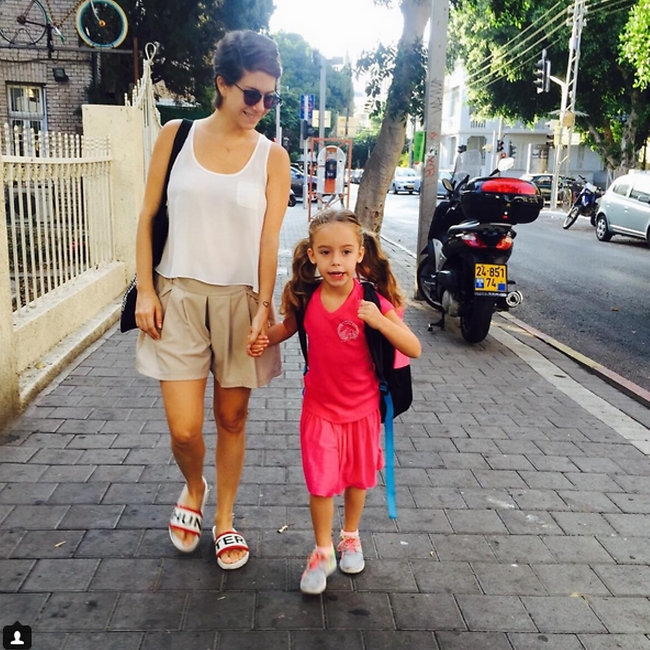 נוטפות שיק. דפנה לוסטיג והבת לילי