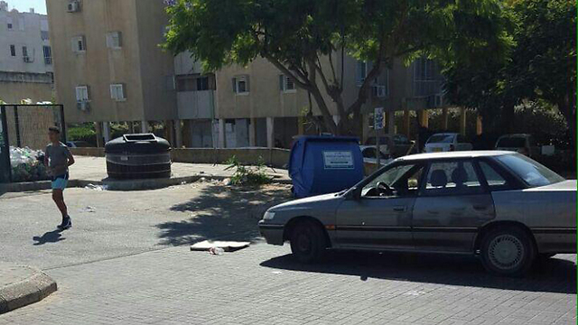 המכונית שפגעה באישה (צילום: דובר חטיבת המשטרה ) (צילום: דובר חטיבת המשטרה )