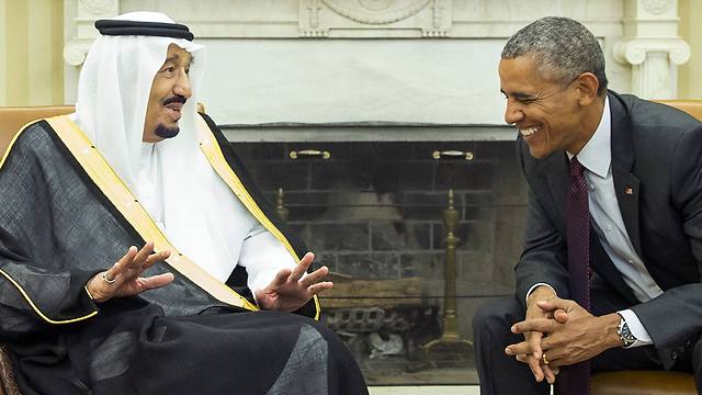 US President Barack Obama meets with King Salman of Saudi Arabia in the Oval Office of the White House (Photo: AP)