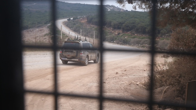 At the Lebanese-Israeli border (Photo: Motti Kimchi)