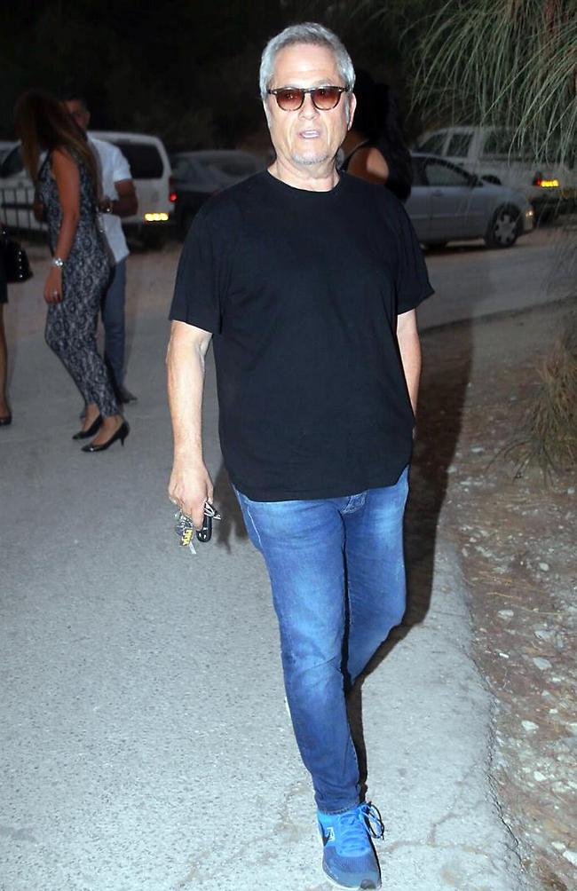 שלמה ארצי, לא עוזב את קיסריה (צילום: אמיר מאירי) שלמה ארצי, לא עוזב את קיסריה (צילום: אמיר מאירי)