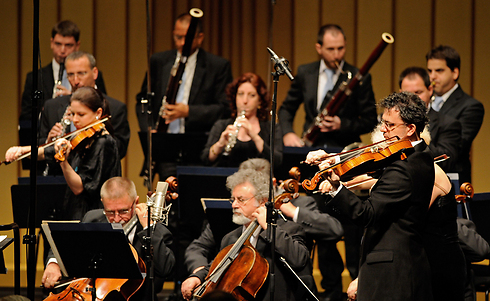 התזמורת הקאמרית (צילום: AP) (צילום: AP)