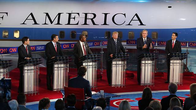 Mid-debate (Photo: AFP)