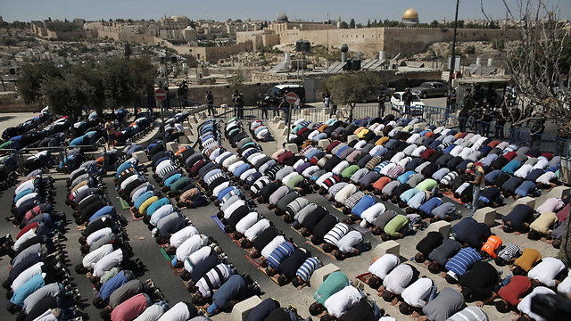 Friday's prayers on the Temple Mount. (Photo: AFP)