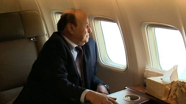שב מהגלות. נשיא תימן חזר לעדן (צילום: AFP) (צילום: AFP)