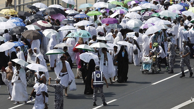 Hajj piglrims at Mina on the day of the stampede (Photo: Reuters)