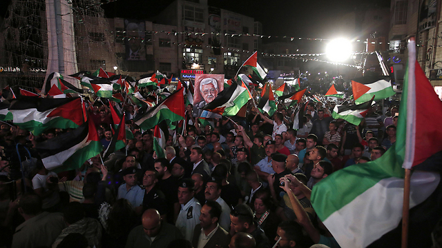 ההמונים בבית לחם (צילום: AFP) (צילום: AFP)