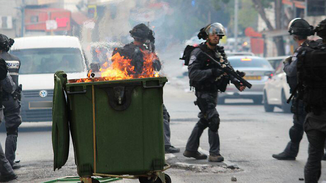 ההפגנה אתמול בנצרת. כוחות משטרה נפרסו במקומות רגישים ()