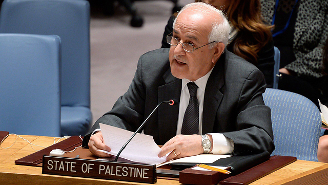 הנציג הפלסטיני במועצת הביטחון. "לשלוח כוח בינלאומי" (צילום: EPA) (צילום: EPA)