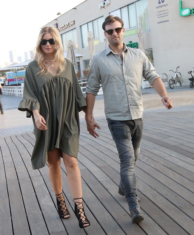 צבעי הסתיו. עדי הימלבלוי ונדב פלד (צילום: ענת מוסברג)