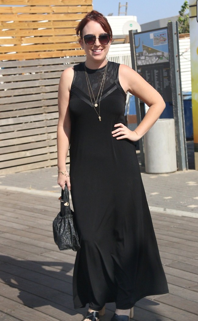 באת לבד? טלי אורן (צילום: ענת מוסברג)