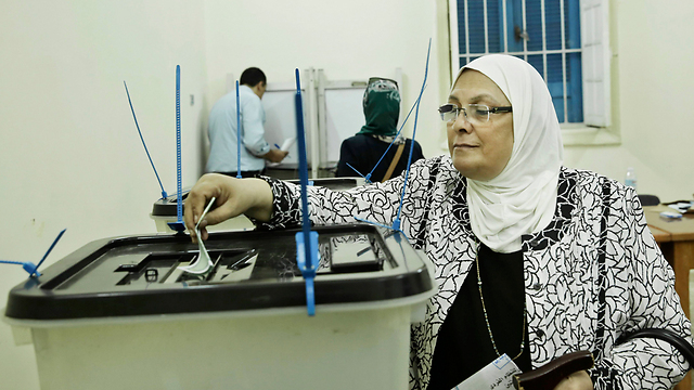 Citizens vote in Egypt (Photo: AP)