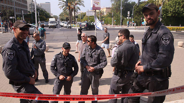 Police at the protest (Photo: Moti Kimchi)