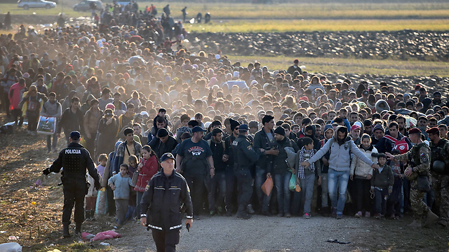 מהגרים במזרח אירופה (צילום: Gettyimages) (צילום: Gettyimages)
