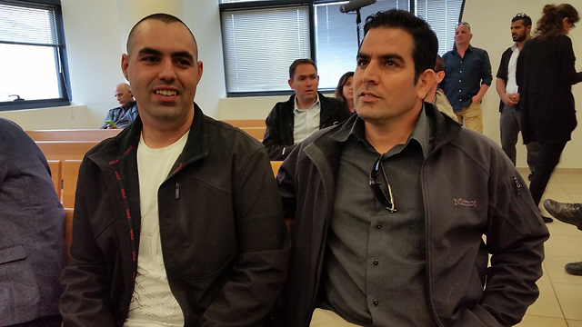 Mani Naftali and Guy Eliyahu in court. (Photo: Eli Mendelbaum)