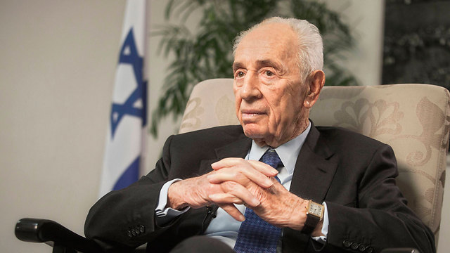 Shimon Peres (Photo: AP)