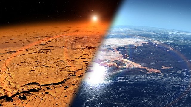מימין - כך נראה מאדים פעם. משמאל - איך הוא נראה היום (צילום: נאס"א) (צילום: נאס