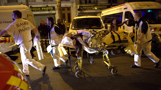 Scene of the terror attack at the Bataclan Theater in Paris (Photo: EPA)