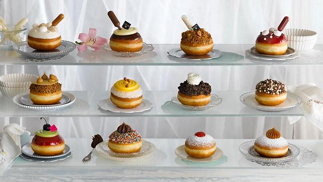 Roladin Hanukkah doughnuts (Photo: Ronen Mangan)